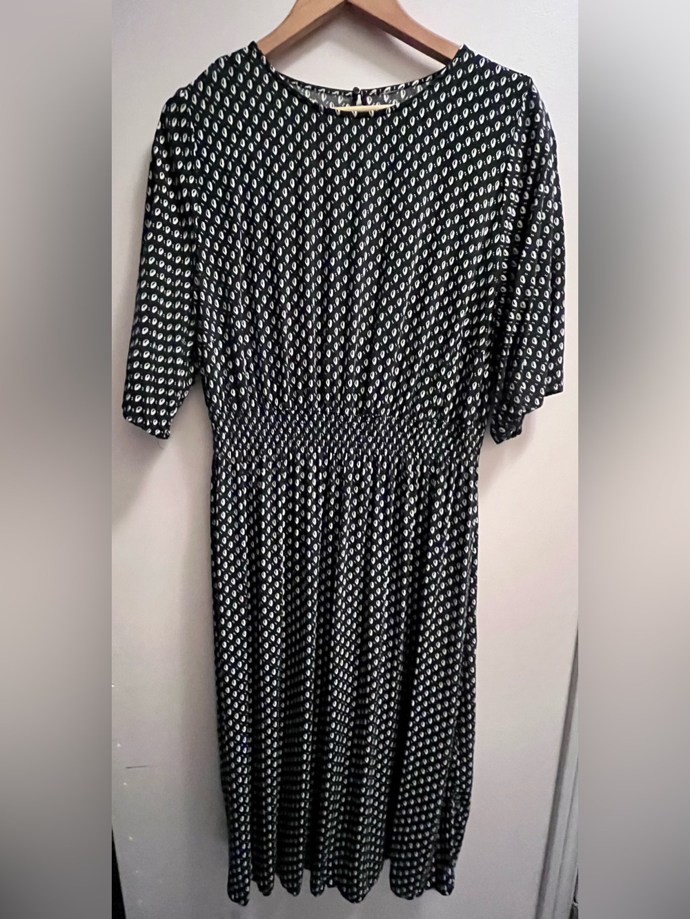 H&M Black and White Printed Midi Dress • XL